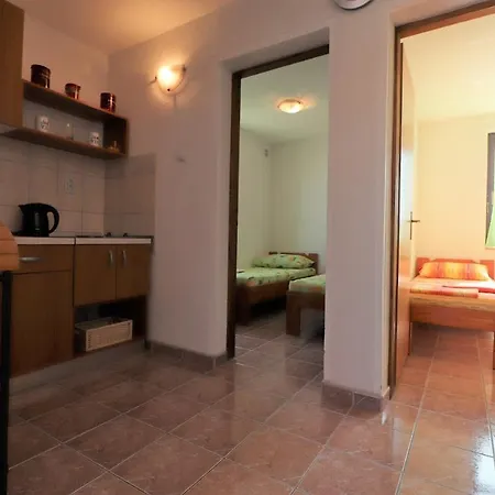 Apartmán Vera No 3 Vir